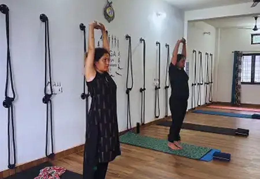 Online learning format for Jyoti Yoga 50 hour yoga teacher training